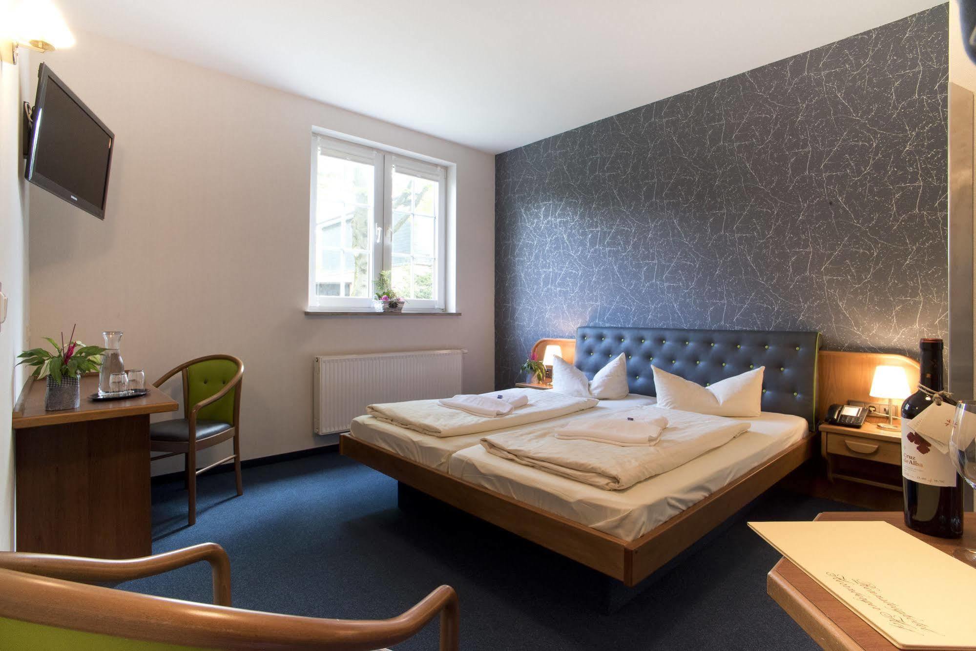 Rennsteighotel Herrnberger Hof Neuhaus am Rennweg Exteriér fotografie